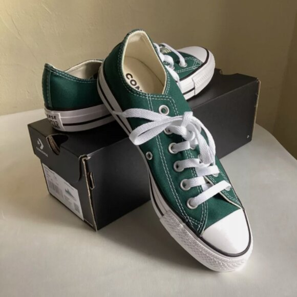Converse Chuck Taylor All Star Canvas Low Top - Picture 1 of 3